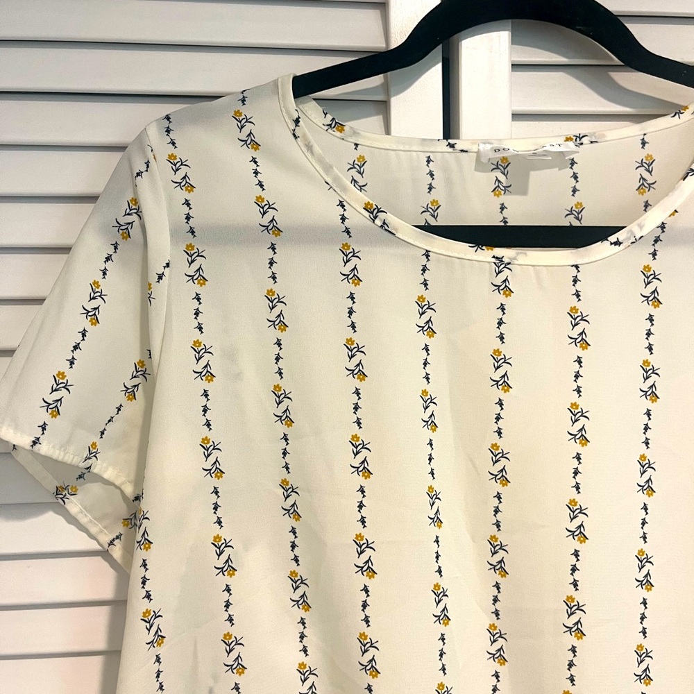 Downeast Yellow Floral Tie Blouse